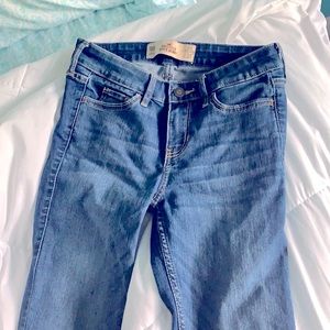 Hollister super skinny jeans!!
